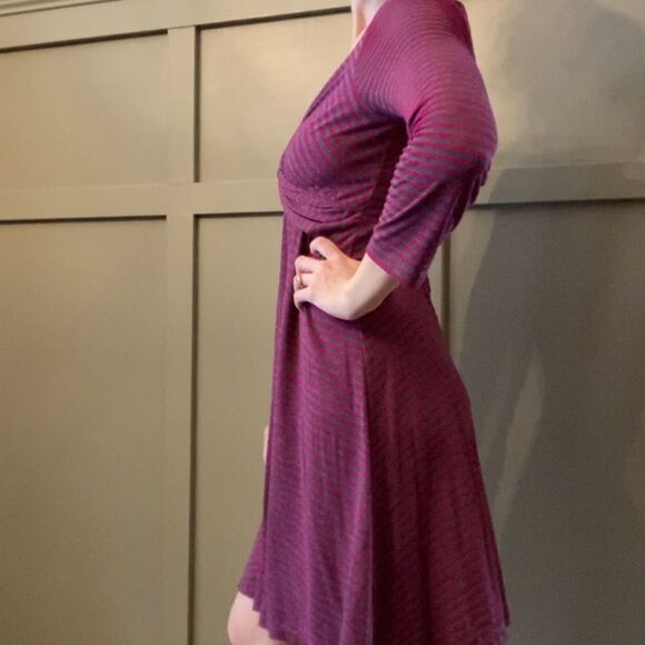 ANTHROPOLOGIE Lilka Striped Long Sleeve Twist Front Dress Size Small - Picture 3 of 11